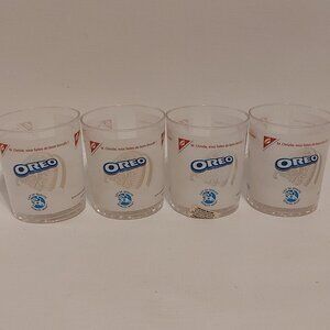 LOT of 4 OREO Cookie Plastic Milk Cups Dairy Farmers of Ontario Christie…
